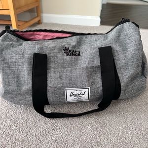 Herschel Sutton Mid Volume Duffel Bag